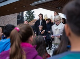 М.Порошенко посетила норвежскую школу с инклюзивным обучением