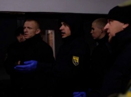 В Черновцах правосеки и "Азов" сорвали показ фильма о "а**расах" на Майдане и в "АТО"