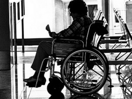 Банк в Нью-Йорке ограбил безоружный мужчина на инвалидной коляске