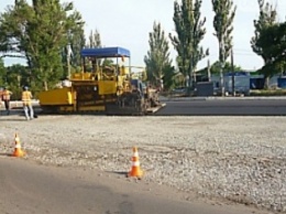 В Кривом Роге проходит строительство новой дороги через дамбу Креса