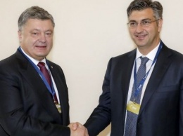 Порошенко - Пленковичу: Украина хочет присоединиться к "Инициативе трех морей"