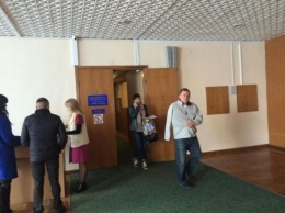 Адвокаты задержанного на взятке энергодарского депутата затягивают апелляцию