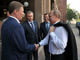 Друзья по КГБ стоят между Путиным и абсолютной властью - Atlantic Council