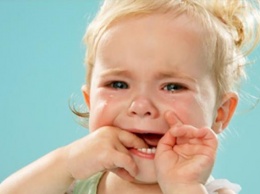 В Харькове двухлетняя девочка отравилась каплями для носа