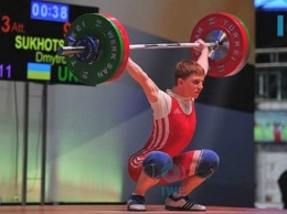 Павлоградец Дмитрий Сухоцкий - в шестерке сильнейших тяжелоатлетов планеты