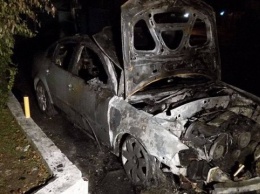 В Одессе сгорел автомобиль руководителя налоговой инспекции