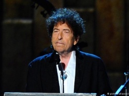 Жюри Нобелевской премии по литературе возмущено молчанием Боба Дилана