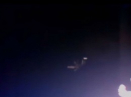 Над Землей пролетел забитый под завязку оружием НЛО (видео)