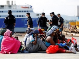 В Средиземном море за два дня утонули 14 мигрантов, спасены 2,4 тысячи человек
