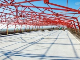 Строители Крымского моста сформировали первый участок плиты проезжей части (ФОТО)