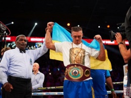 Усик стал боксером года по версии WBO Intercontinental