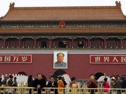 Миллион чиновников в Китае обвинены в коррупции за три года