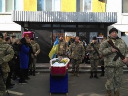 Бесценная утрата для Северодонецка: сегодня похоронили сержанта А. Пульного (ФОТО)
