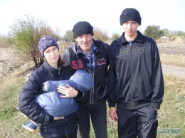В Одесской области мужчина вынес из огня четверых детей
