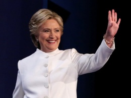 Шутки для Хиллари Клинтон придумывает группа из пяти помощников