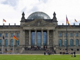 Верховная Рада vs Бундестаг: сравниваем, как работают парламенты Украины и Германии и сколько получают депутаты
