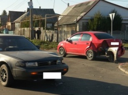 Роковой перекресток: в Покровске столкнулись два автомобиля