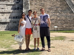 Супруги Екатерина Кухар и Александр Стоянов вернулись из Мексики
