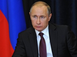 Путин рассчитывает, что инфраструктуру Крымского моста построят в срок