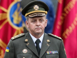 В.Муженко назвал приоритетом комплектование боевых подразделений специалистами