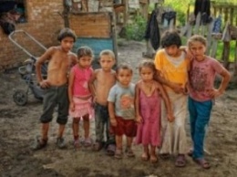 Почти треть украинцев живет за чертой бедности