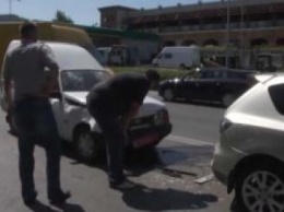 ДТП в Тернополе: на улице Объездной столкнулось пять автомобилей. видео
