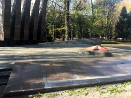 В Кривом Роге восстановили памятник истории, испорченный вандалами (фото)