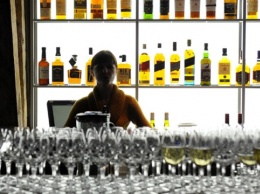 В Кривом Роге разоблачили подпольный цех по производству алкоголя, продукцию продавали по всей Украине