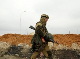 В секторе "Мариуполь" боевики 8 часов обстреливали военных