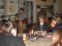 Эрудит-кафе открылось в Ялтинской библиотеке на Морской