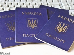 Кабмин ввел возможность оформление ID-карточек для всех украинцев