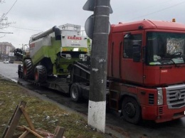 В Сумах остановили грузовик за нарушение правил крупногабаритных перевозок