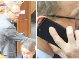 В парламенте первый iPhone 7 заметили у Власенко