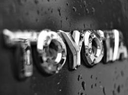 Обновленная Toyota Camry проходит испытания