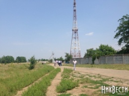 СМИ: в Николаеве заминировали телебашню, повесив на ней флаг «Новороссии»