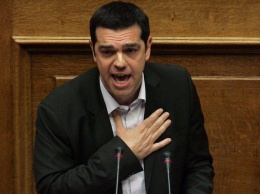 Греция еще не рассчиталась с долгами, но снова просит помощи у ЕС