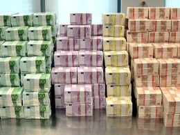 Еврокомиссия перечислила Украине первые 600 миллионов евро