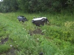 В Кузбассе пьяный водитель Nissan спровоцировал ДТП на трассе