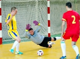 Ялтинцы крупно выиграли первый матч в мини-футбольном Кубке Крыма