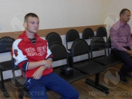 В Новокузнецке полицейский избил студента, заподозрив его в краже своих перчаток
