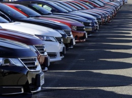 В Германии в октябре упали продажи авто на 5,6%