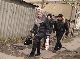 В Бердянске определили подрядчика по ремонту тротуаров и поставщика мебели в школы