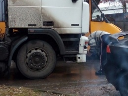 В Сумах столкнулись легковой автомобиль с фурой (ФОТО)