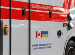 Канада подарила Северодонецку 3 машины "Скорой помощи"