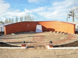 В Одессе торжественно открыли памятник погибшим в зоне АТО воинам-железнодорожникам (фоторепортаж)