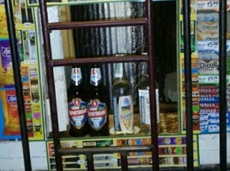 В Каменском полицейские изъяли пиво и водку, продававшиеся без лицензии