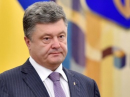 Порошенко освободил от службы в армии родителей детей-инвалидов