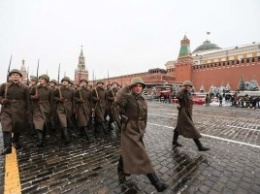 В память о 1941. В Москве прошел парад-реконструкция