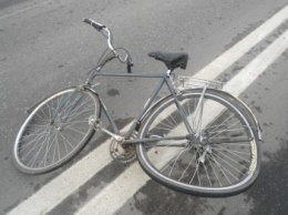 В Кропивницком авто сбило велосипедистку