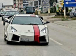 Житель Косово построил у себя в гараже «Lamborghini»